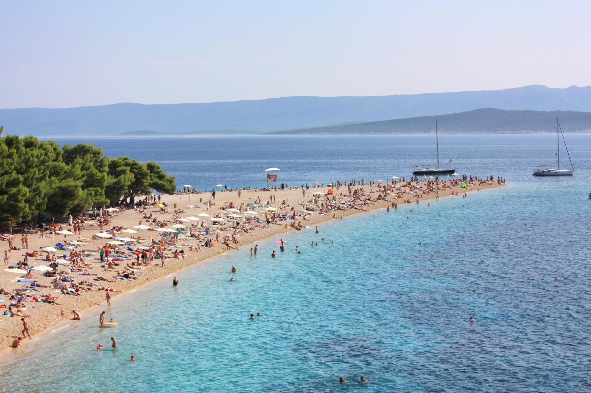 Apartments With A Parking Space Bol, Brac - 4658 Exterior foto
